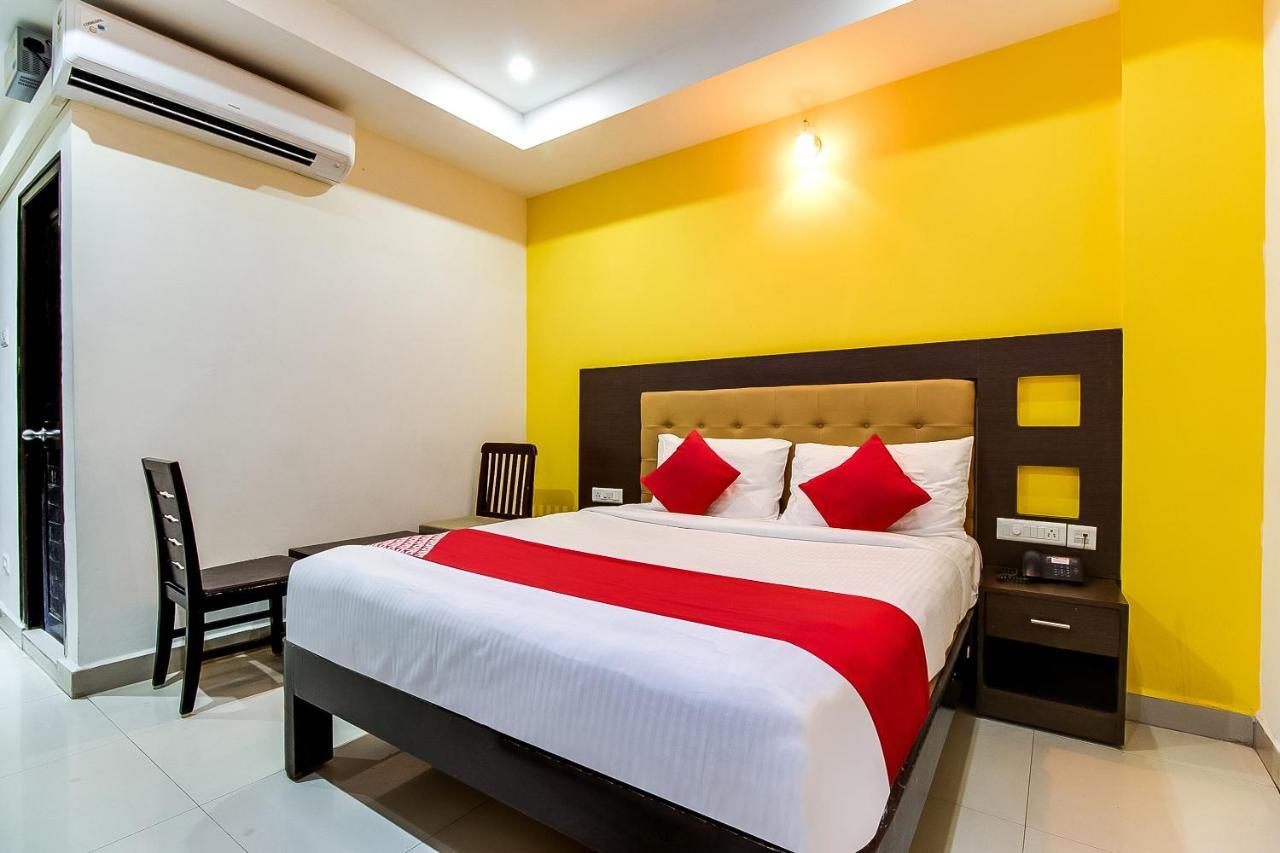 Oyo Flagship 9115 Hotel Udayee International Tirupati Exterior foto